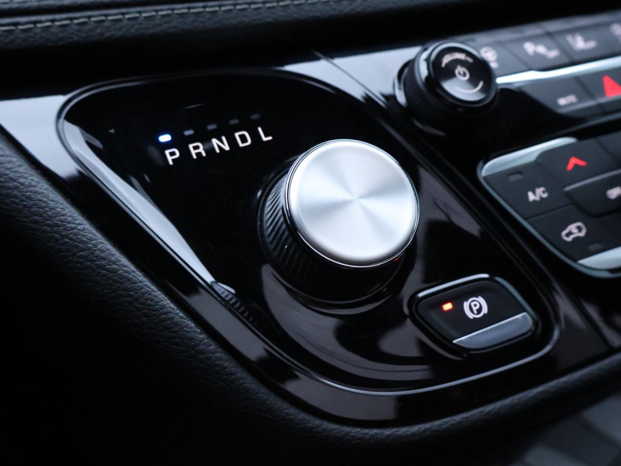 2019 Chrysler Pacifica LIMITED S-PKG CERTIFIED *ACCIDENT FREE*7 SEATS* NAVI 360 CAMERA P.ROOF LEATHER COOL/HEAT SEATS/STEERING P.SENSORS - Photo #20