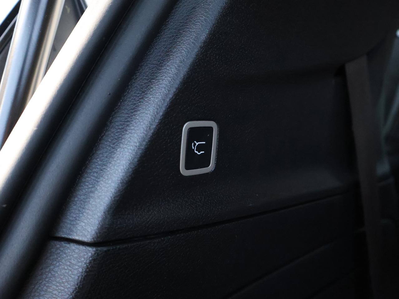 2019 Chrysler Pacifica LIMITED S-PKG CERTIFIED *ACCIDENT FREE*7 SEATS* NAVI 360 CAMERA P.ROOF LEATHER COOL/HEAT SEATS/STEERING P.SENSORS - Photo #31