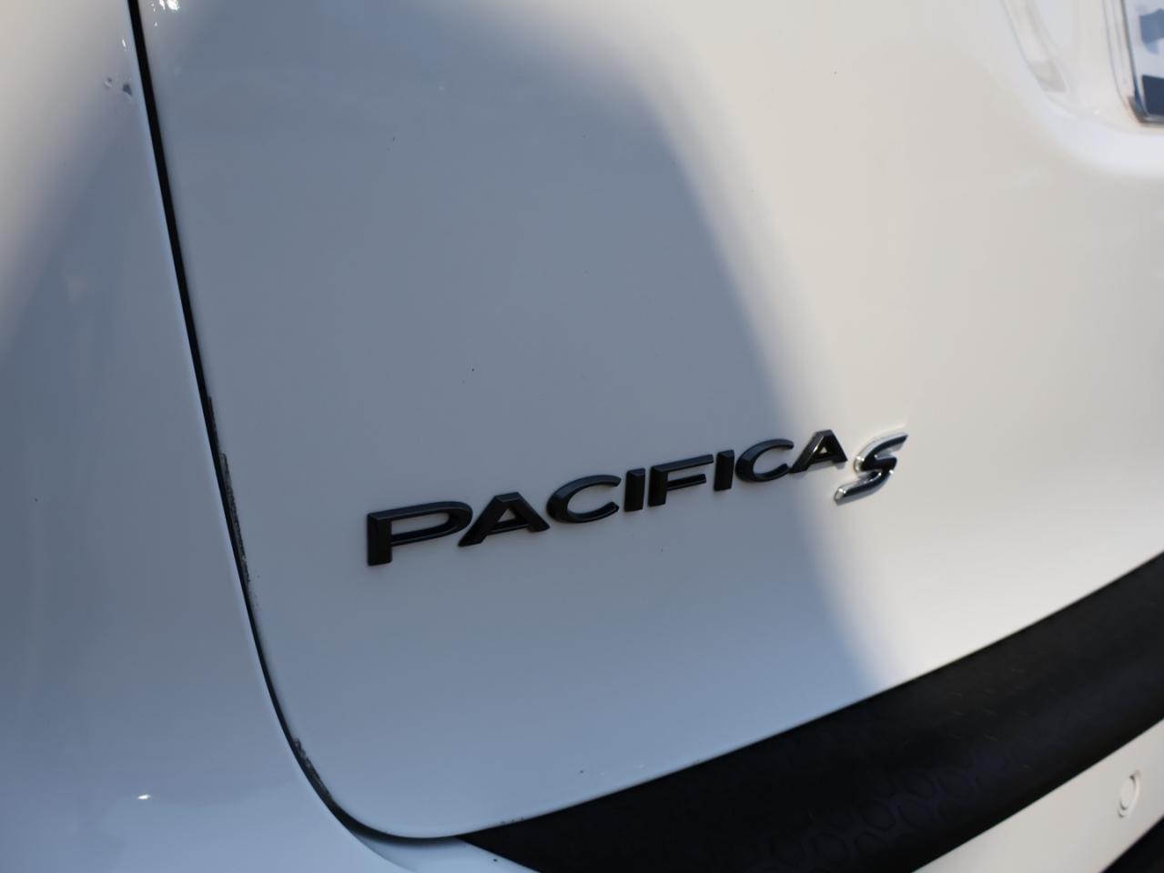 2019 Chrysler Pacifica LIMITED S-PKG CERTIFIED *ACCIDENT FREE*7 SEATS* NAVI 360 CAMERA P.ROOF LEATHER COOL/HEAT SEATS/STEERING P.SENSORS - Photo #40