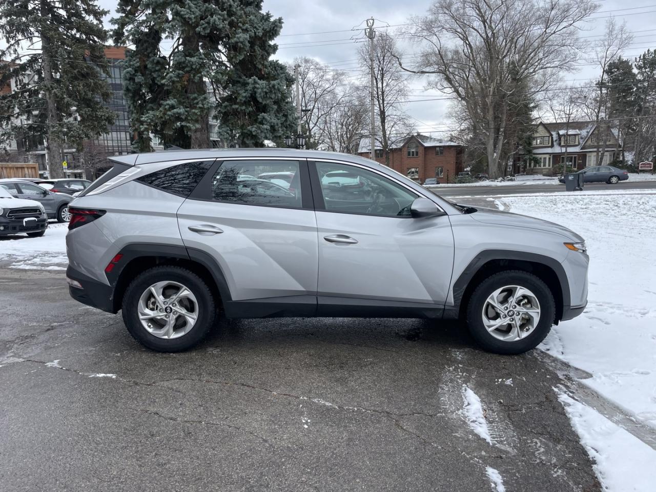 2023 Hyundai Tucson Essential AWD *One Owner / Clean Carfax - Photo #7