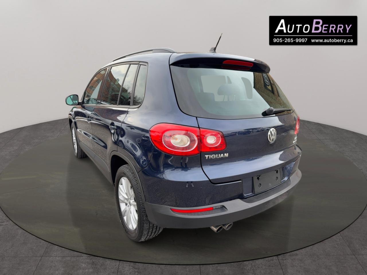2011 Volkswagen Tiguan 4dr Auto Trendline 4Motion Photo