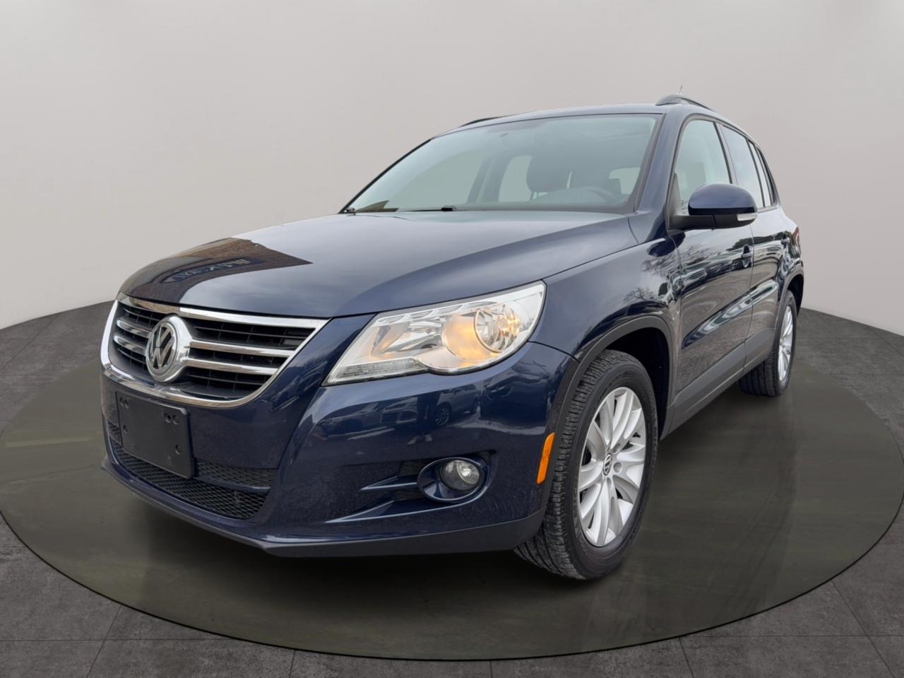 2011 Volkswagen Tiguan 4dr Auto Trendline 4Motion Photo