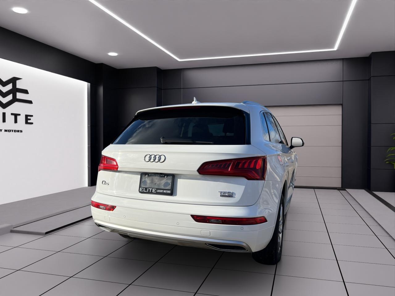 2018 Audi Q5 2.0T Quattro - Awd - Leather - Low Kms !! Photo