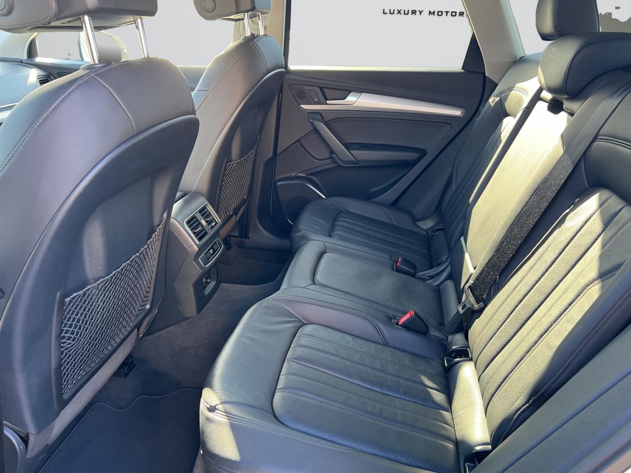 2018 Audi Q5 2.0T Quattro - Awd - Leather - Low Kms !! Photo