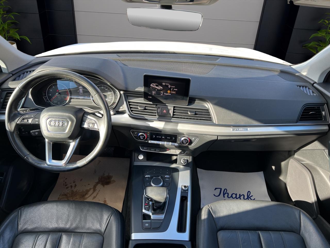 2018 Audi Q5 2.0T Quattro - Awd - Leather - Low Kms !! Photo