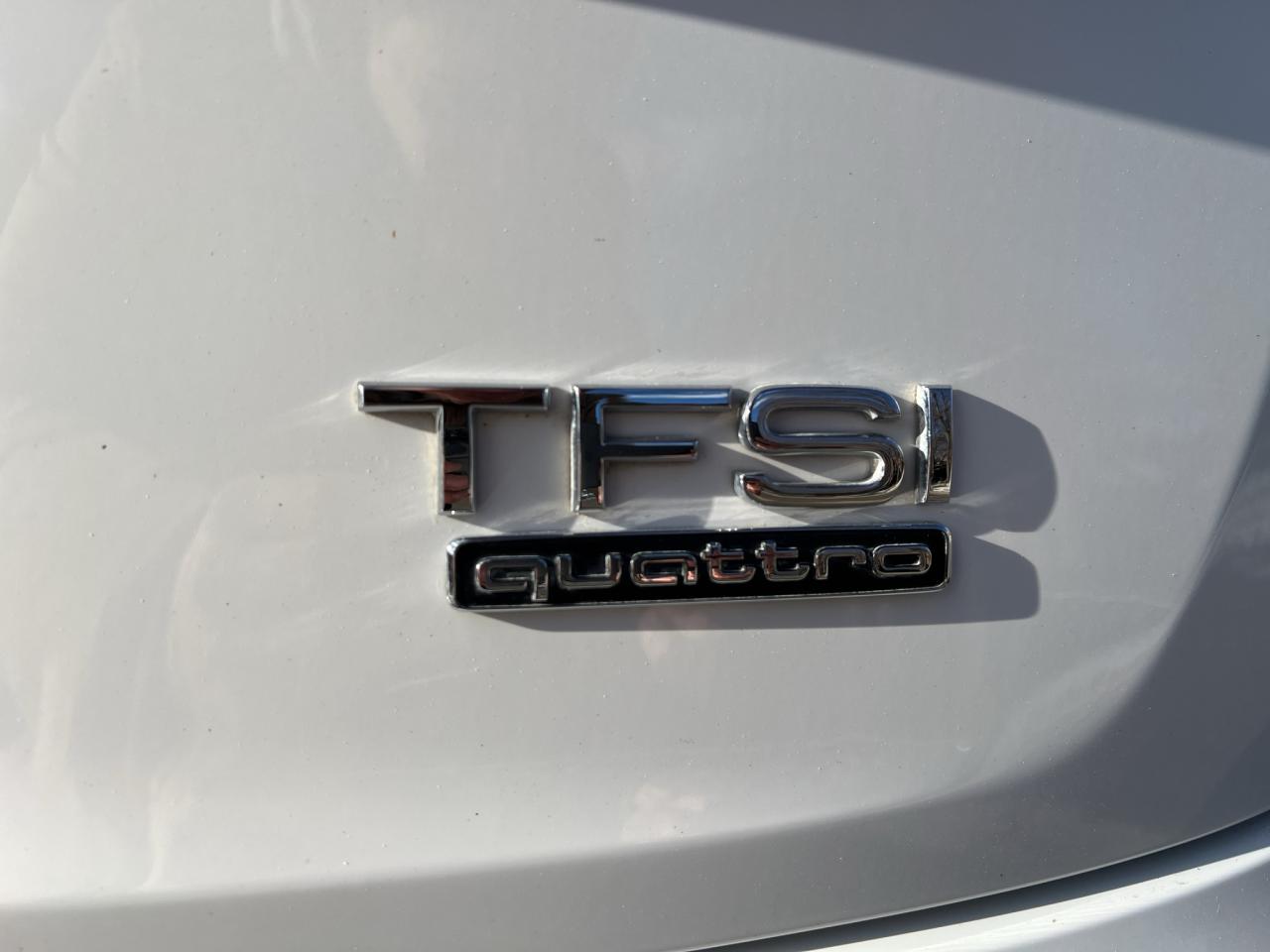 2018 Audi Q5 2.0T Quattro - Awd - Leather - Low Kms !! Photo