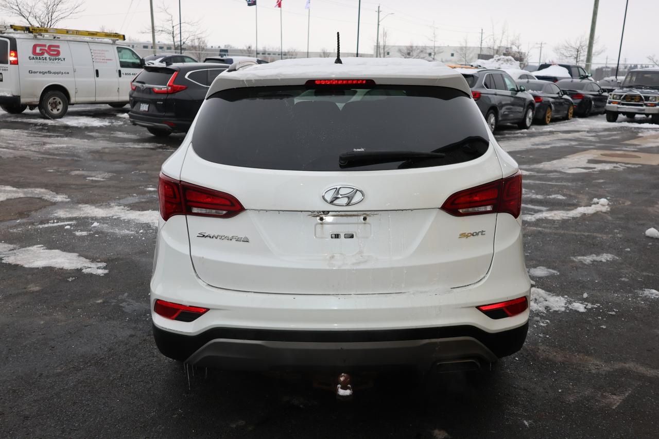 2018 Hyundai Santa Fe Sport AS IS - AS TRADE SPECIAL Photo4
