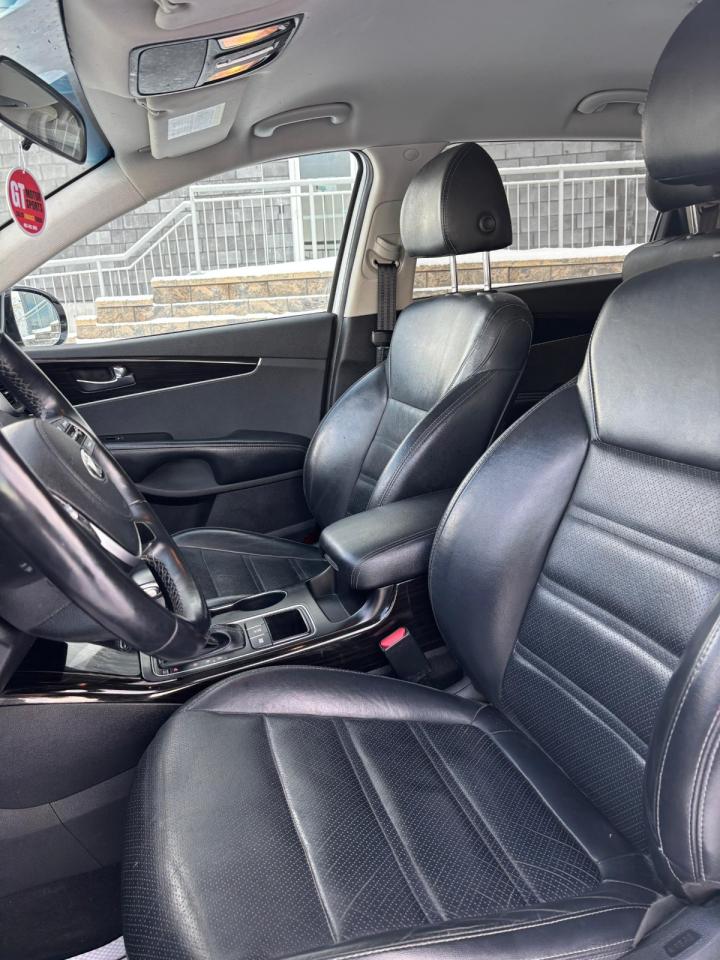 2019 Kia Sorento EX, EX Sport | NEW YEAR SPECIAL! Photo