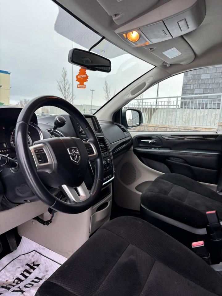 2014 Dodge Grand Caravan SE | NEW YEAR SPECIAL! Photo