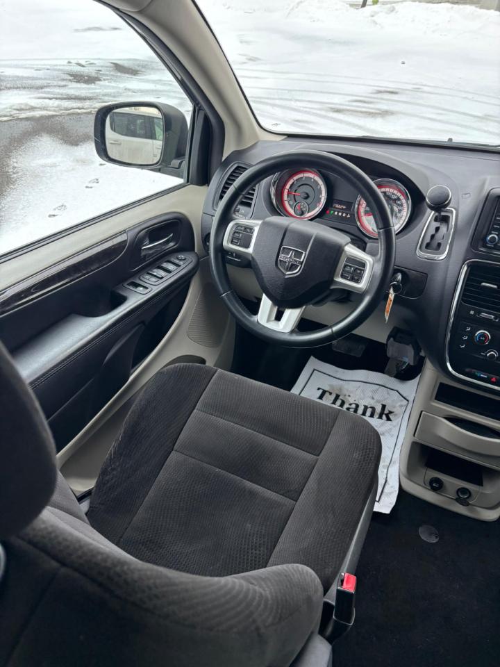 2014 Dodge Grand Caravan SE | NEW YEAR SPECIAL! Photo