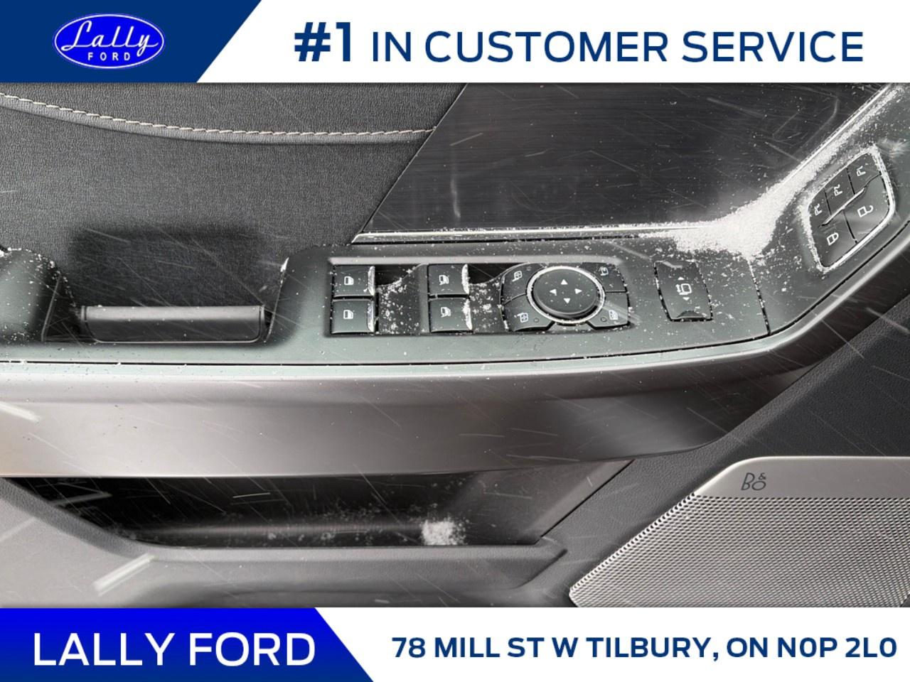 2025 Ford F-150 Lariat 4WD SuperCrew 6.5' Box Photo