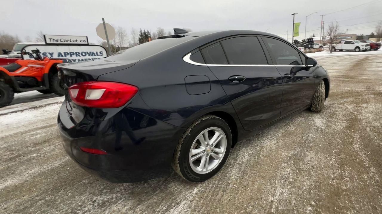 2016 Chevrolet Cruze LT Auto FWD, HEATED FRONT SEATS, SIRIUS XM, BACK UP CAM, PUSH TO START!! Photo