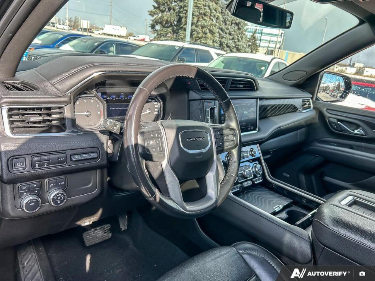 2021 GMC Yukon XL Denali DENALI ULTIMATE PKG | ACCIDENT FREE | 1 OWNER Photo