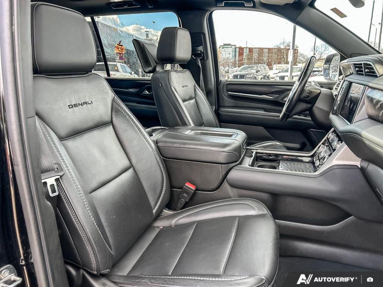 2021 GMC Yukon XL Denali DENALI ULTIMATE PKG | ACCIDENT FREE | 1 OWNER Photo