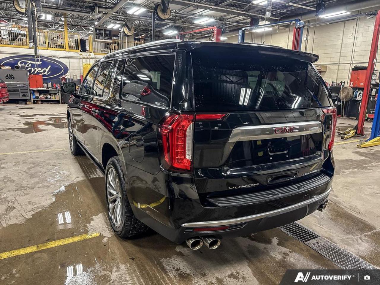 2021 GMC Yukon XL Denali PREM PKG | NO ACCIDENTS | 1 OWNER | REAR MEDIA SYS Photo