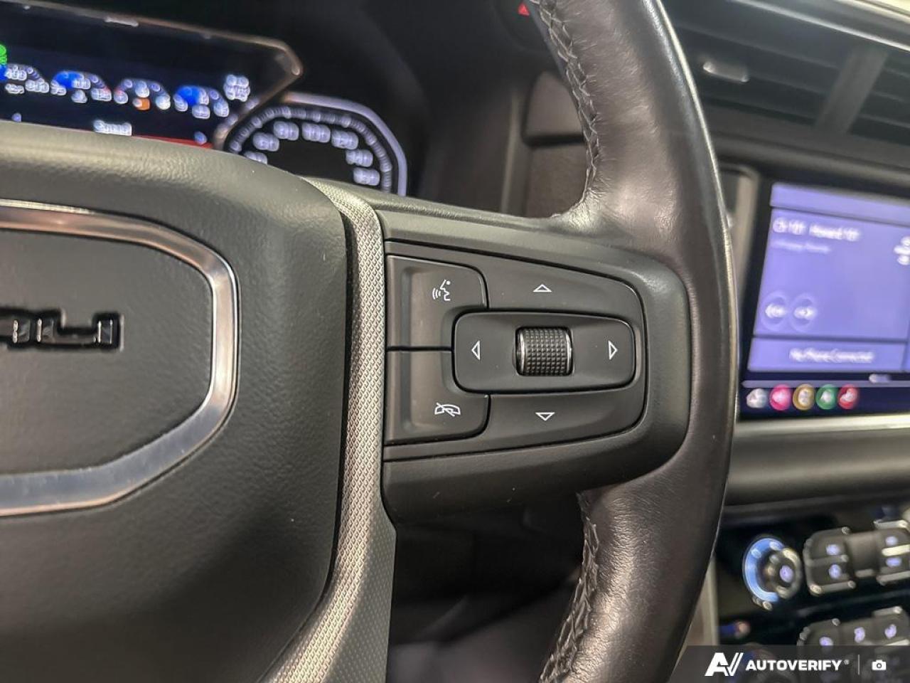 2021 GMC Yukon XL Denali PREM PKG | NO ACCIDENTS | 1 OWNER | REAR MEDIA SYS Photo