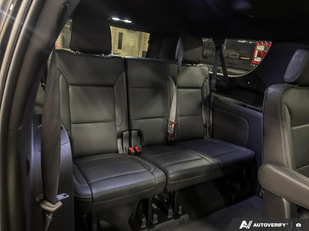 2021 GMC Yukon XL Denali PREM PKG | NO ACCIDENTS | 1 OWNER | REAR MEDIA SYS Photo