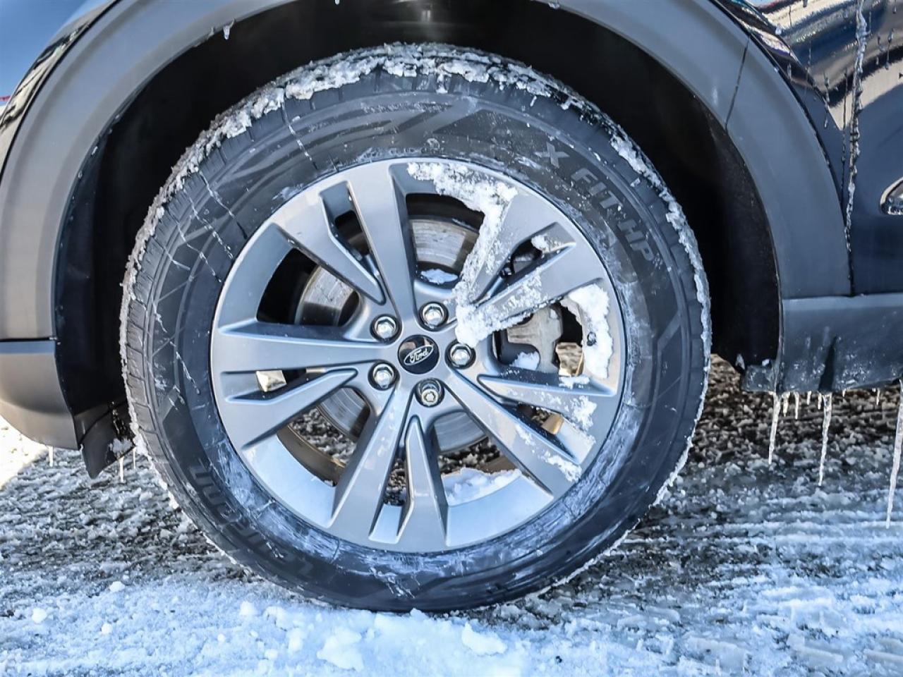 2022 Ford Explorer XLT 4WD Photo