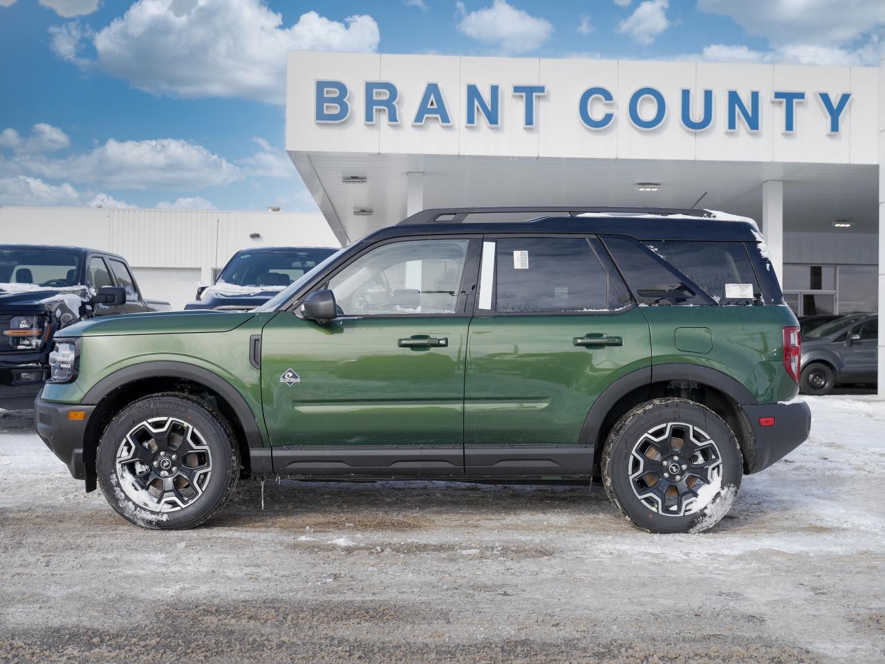 2025 Ford Bronco Sport Outer Banks | AWD | 360 BACK UP CAM | NAVI LEATHER Photo