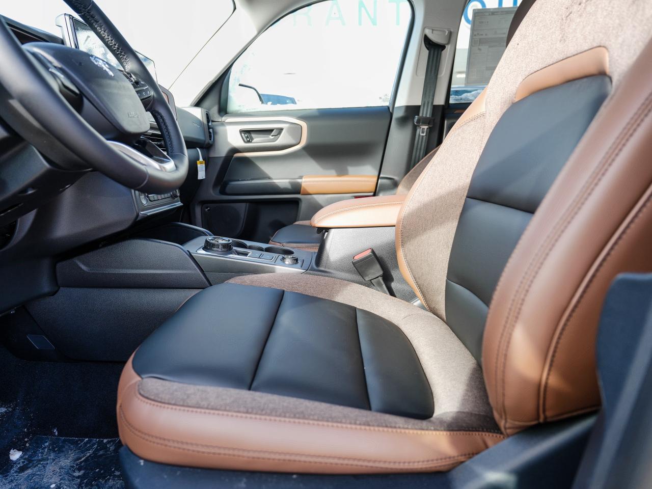 2025 Ford Bronco Sport Outer Banks | AWD | 360 BACK UP CAM | NAVI LEATHER Photo