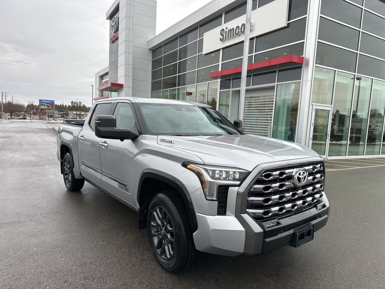 2026 Toyota Tundra Platinum Hybrid Photo