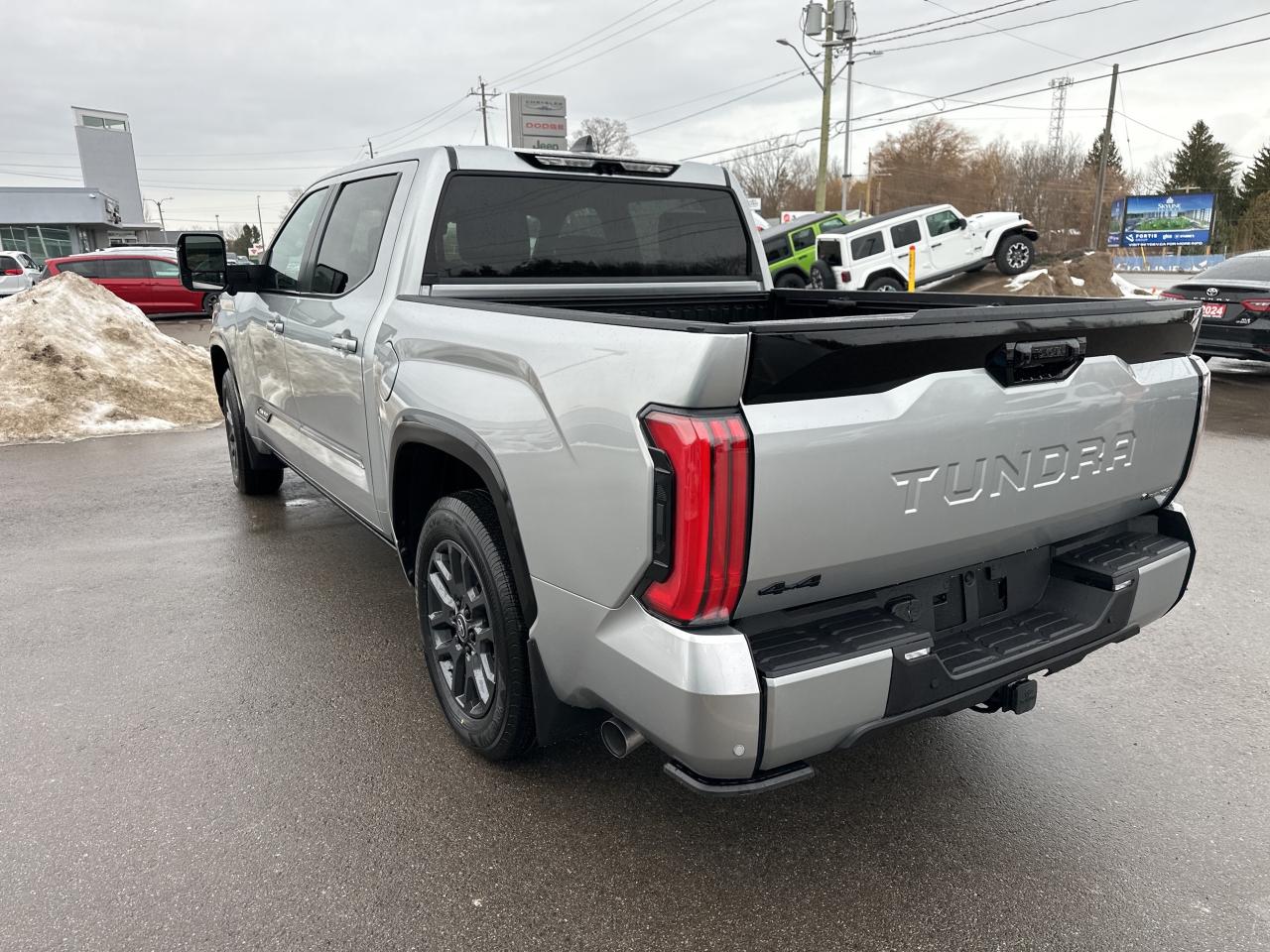 2026 Toyota Tundra Platinum Hybrid Photo
