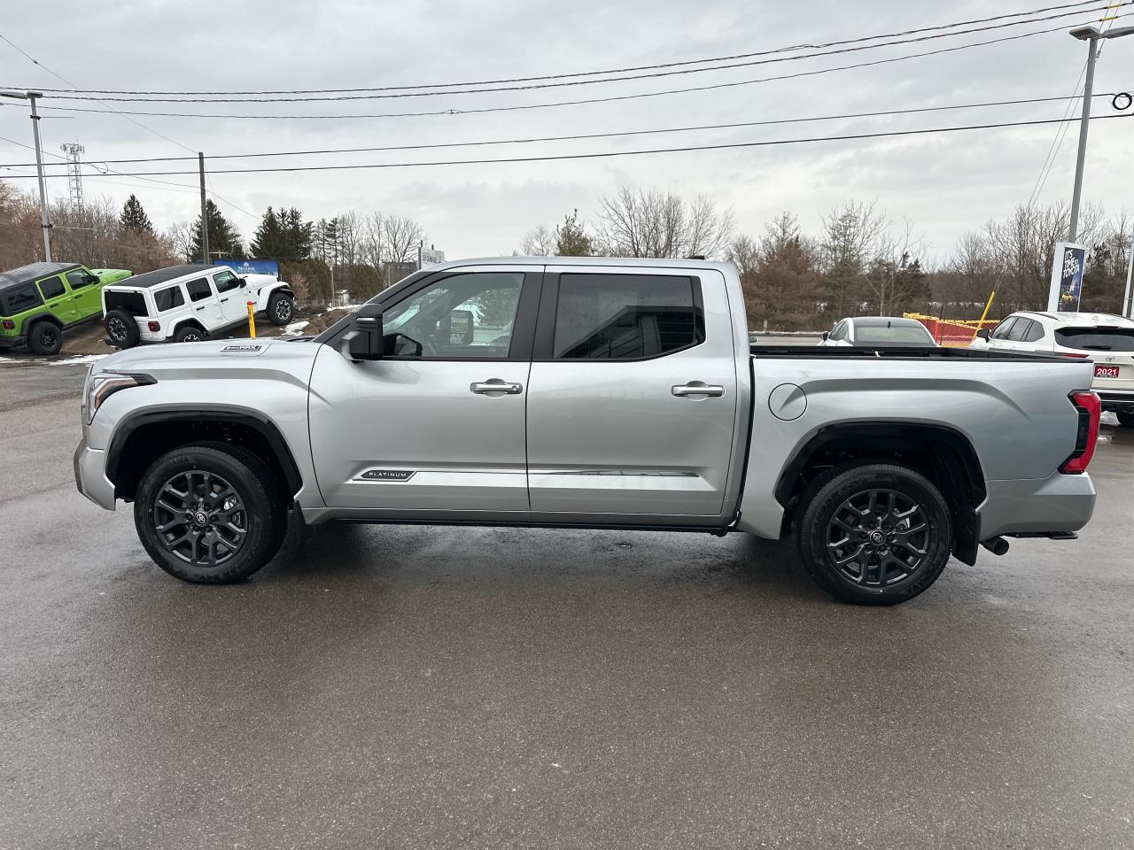 2026 Toyota Tundra Platinum Hybrid Photo