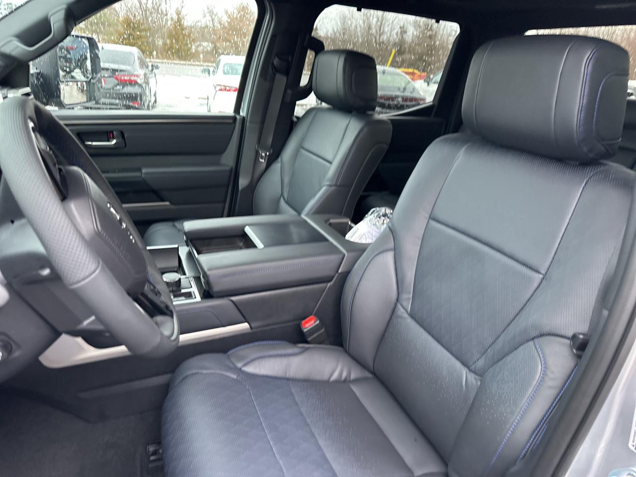 2026 Toyota Tundra Platinum Hybrid Photo