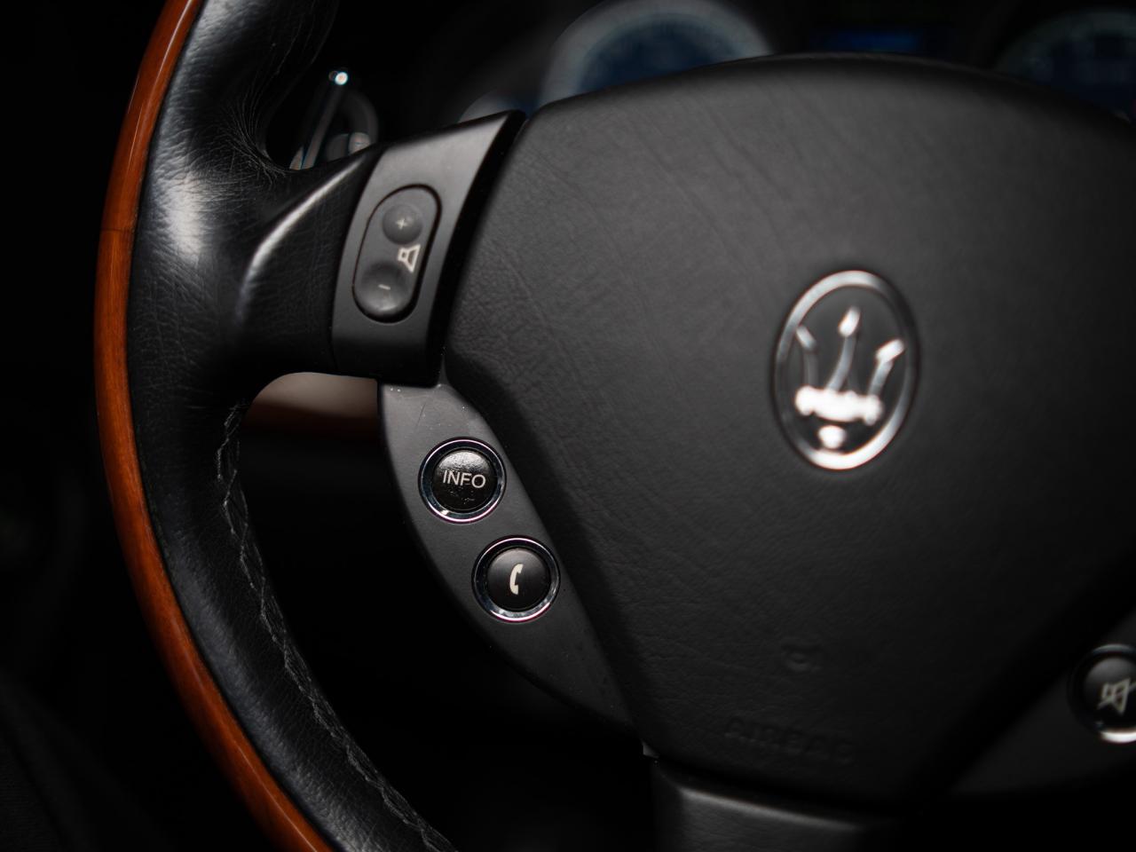 2007 Maserati Quattroporte SUNROOF | WOOD TRIM | 20 IN Photo