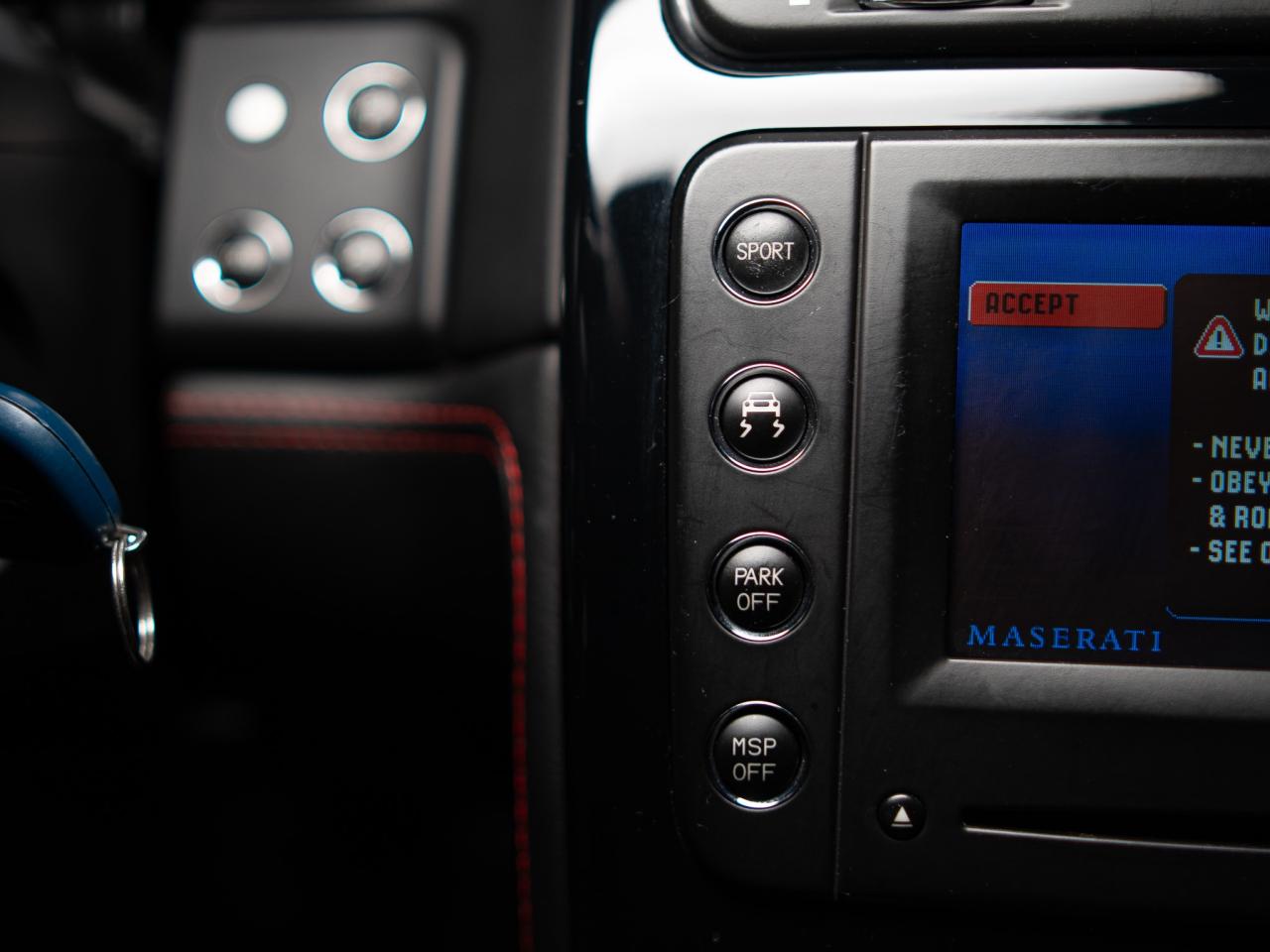 2007 Maserati Quattroporte SPORT GT | SUNROOF | 20 IN Photo