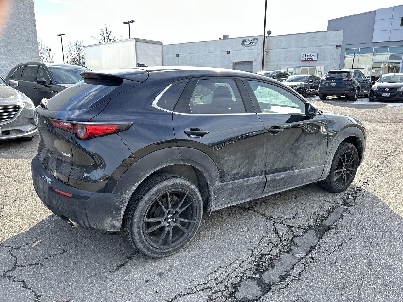 2021 Mazda CX-30 GT AWD 2.5L I4 at Adaptive cruise control|Rear par Photo