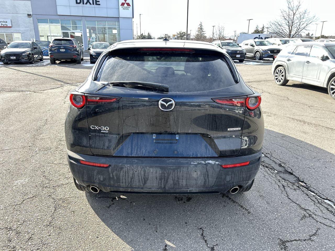 2021 Mazda CX-30 GT AWD 2.5L I4 at Adaptive cruise control|Rear par Photo