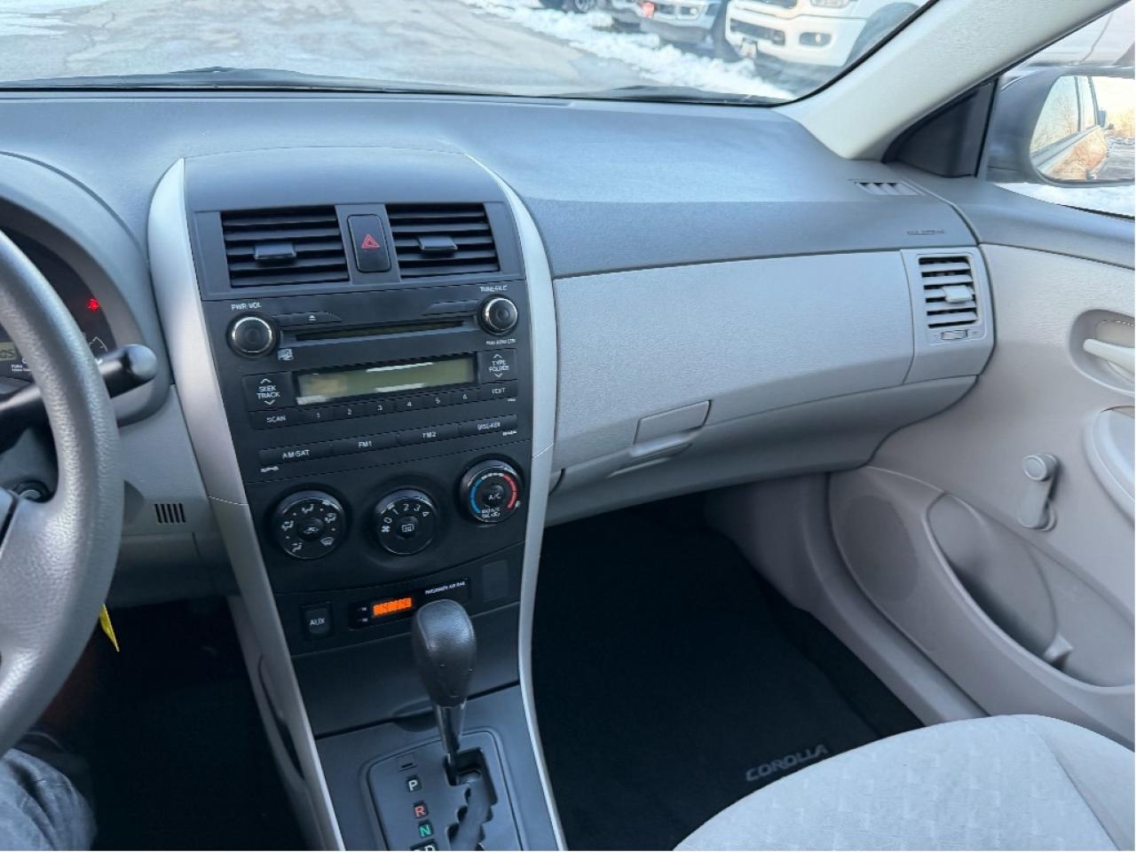 2010 Toyota Corolla LE | Low Low Kms Photo