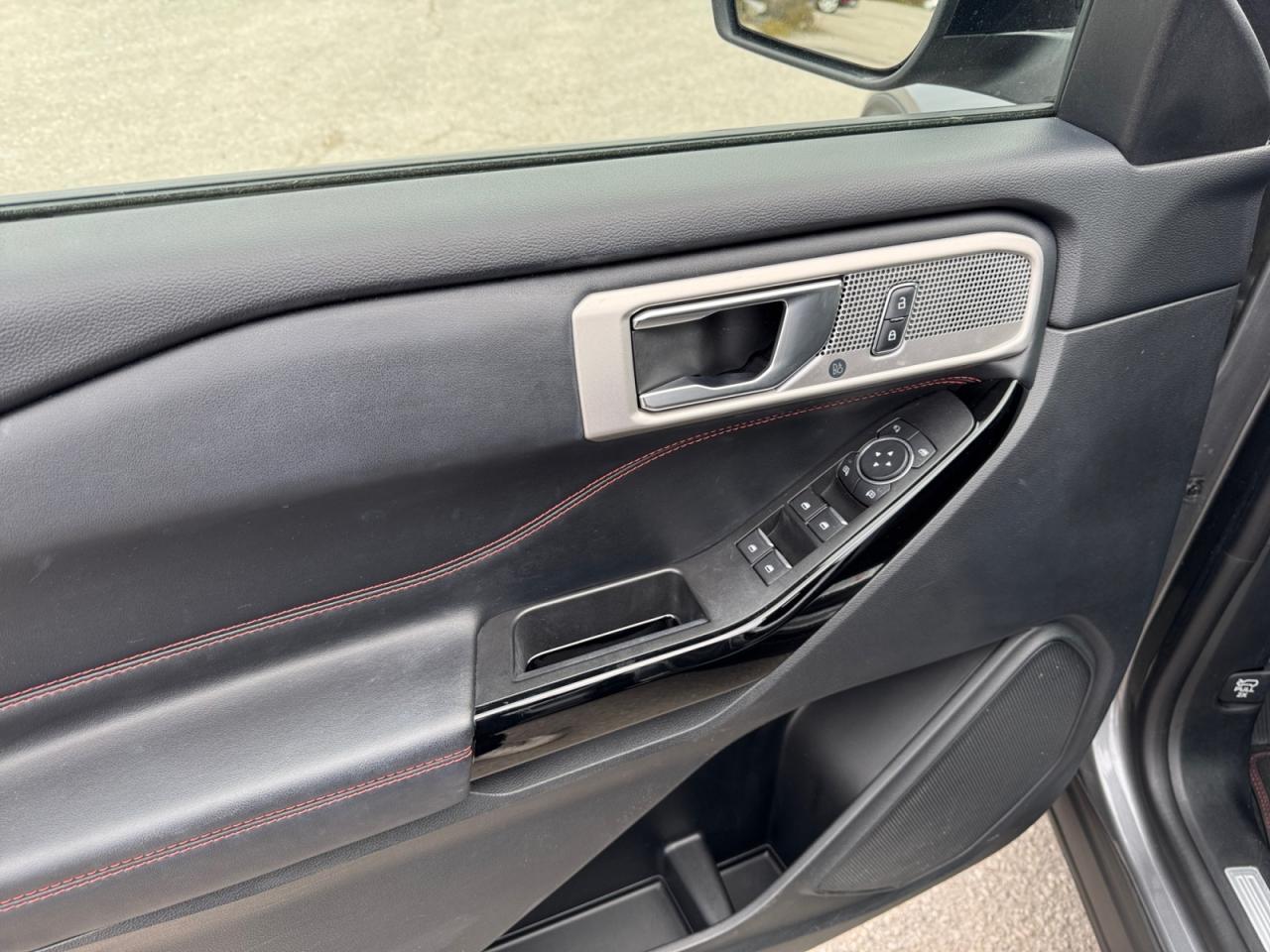 2022 Ford Explorer 2.3L ST-Line! One Owner Off Lease! Clean CarFax! Photo