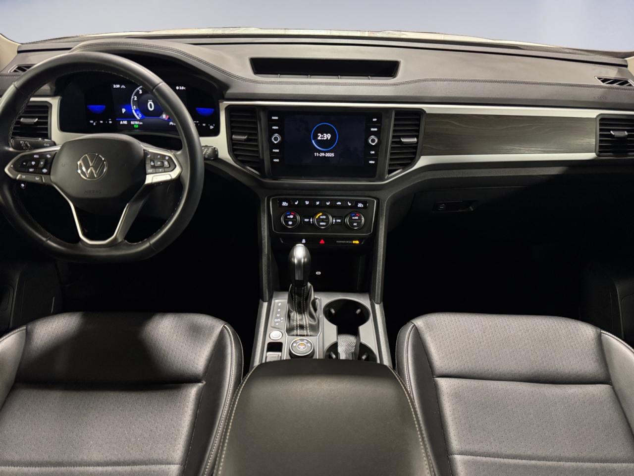 2022 Volkswagen Atlas 3.6L Comfortline! One Owner Off Lease! Certified! Photo