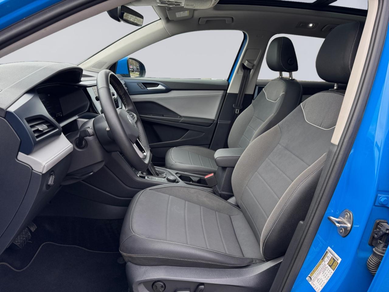 2024 Volkswagen Taos 1.5L Why Buy New? Corporate Car! Great kms! Photo