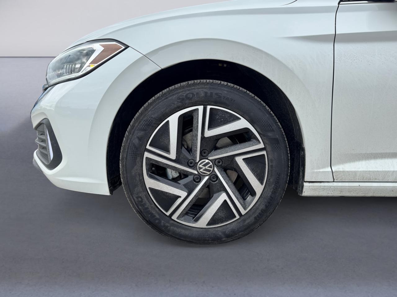 2024 Volkswagen Jetta 1.5L Highline! One Local Owner! Off Lease! Photo