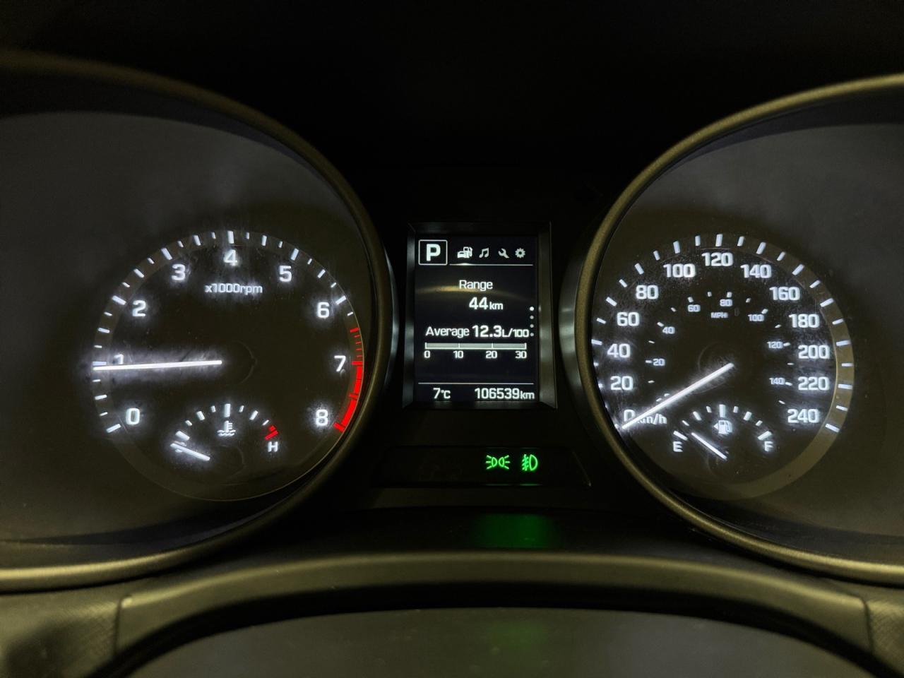 2017 Hyundai Santa Fe Sport 2.4L Premium! Certified! Great kms for the Year! Photo