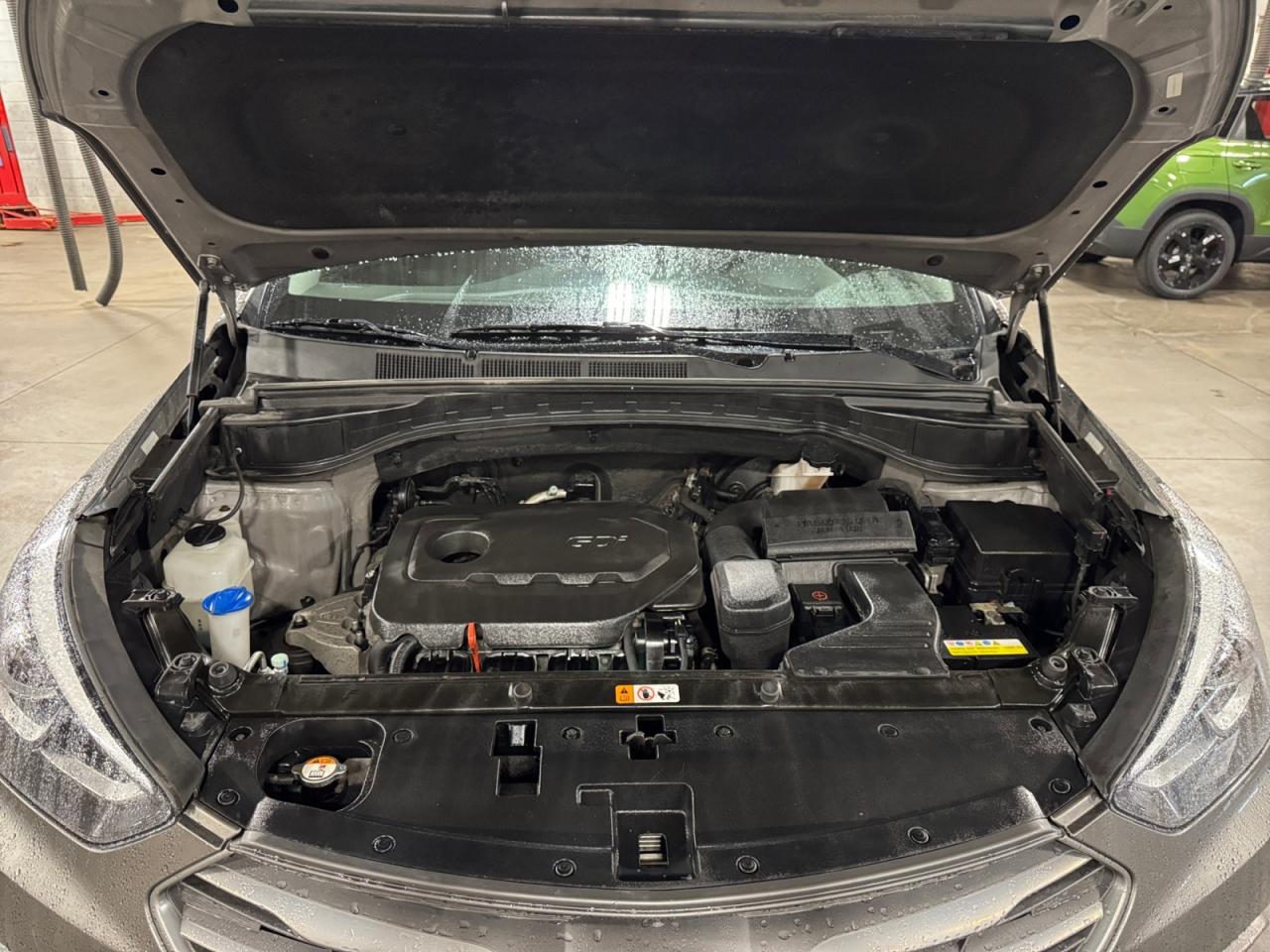 2017 Hyundai Santa Fe Sport 2.4L Premium! Certified! Great kms for the Year! Photo