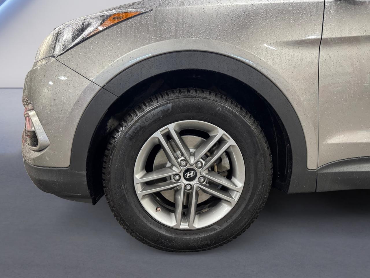 2017 Hyundai Santa Fe Sport 2.4L Premium! Certified! Great kms for the Year! Photo