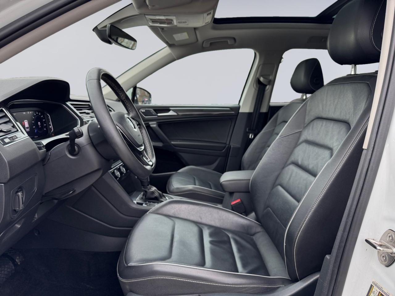 2021 Volkswagen Tiguan 2.0L Highline 4Motion! Leather! Certified! Photo