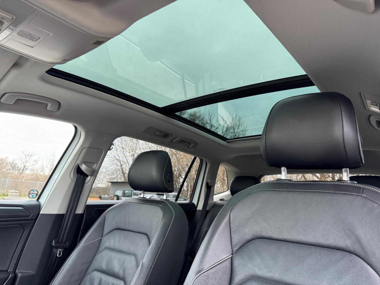 2021 Volkswagen Tiguan 2.0L Highline 4Motion! Leather! Certified! Photo