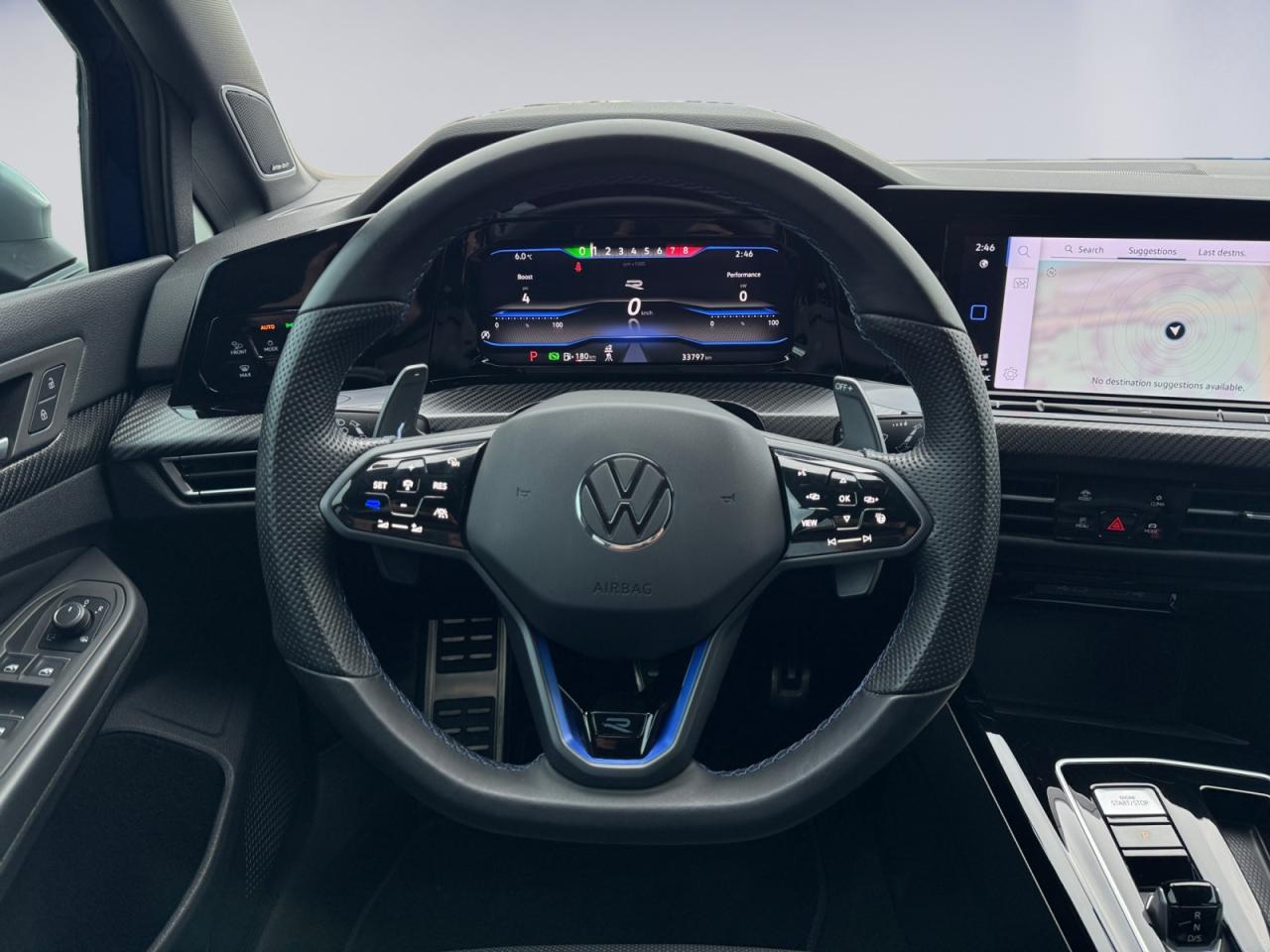 2024 Volkswagen Golf R 2.0L Carbon Décor Pkg! Great kms! Arrive in Style! Photo