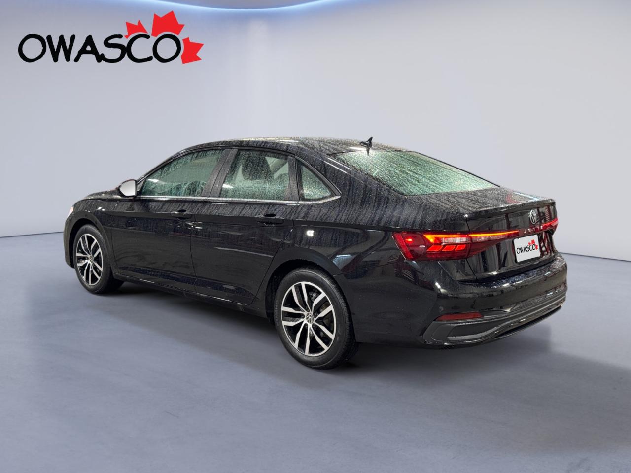 2025 Volkswagen Jetta 1.5L Comfortline! Why Buy New? Very Low kms! Photo