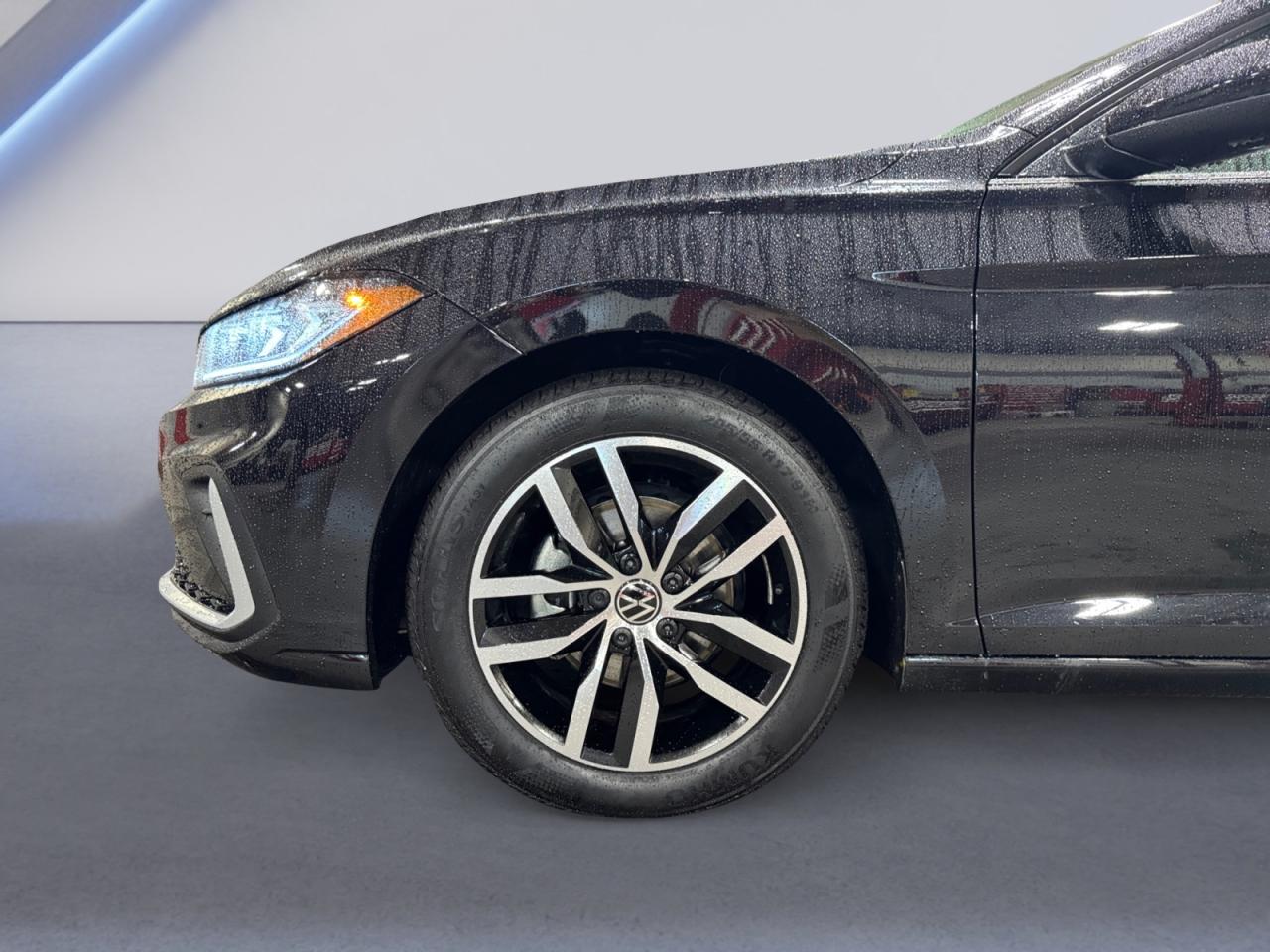 2025 Volkswagen Jetta 1.5L Comfortline! Why Buy New? Very Low kms! Photo