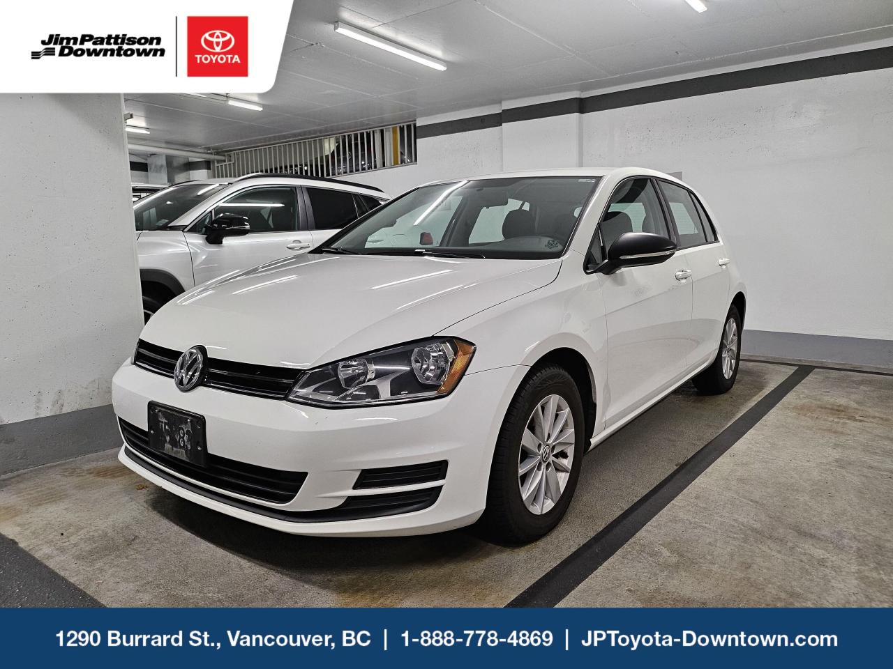 Used 2016 Volkswagen Golf TRENDLINE 5SP MT/ VERY LOW KM/ ALL WHEATHER TIRES for sale in Vancouver, BC