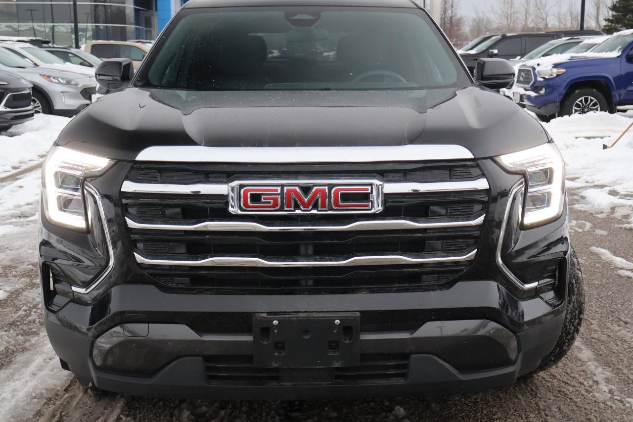 2025 GMC Terrain AWD Elevation | Heated Steering | Photo3