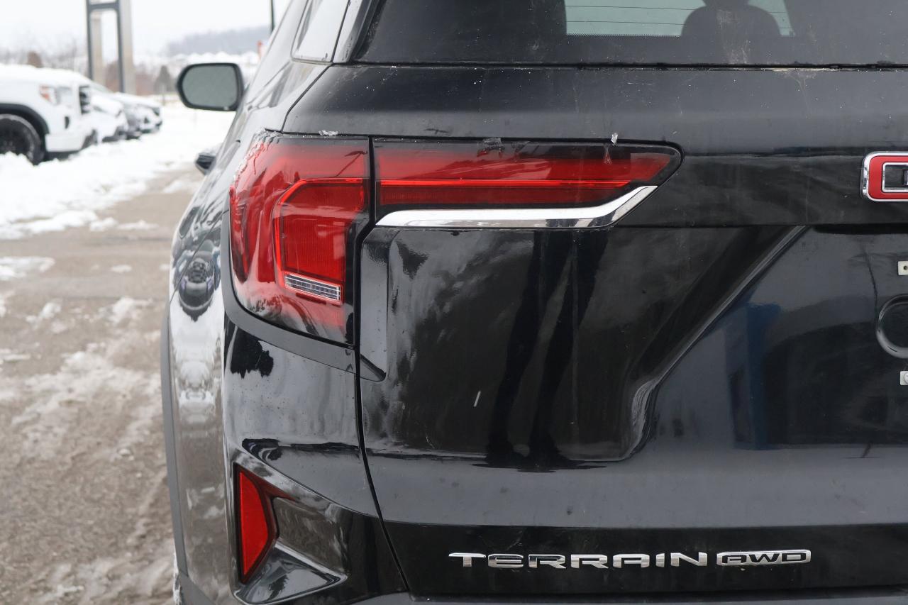 2025 GMC Terrain AWD Elevation | Heated Steering | Photo