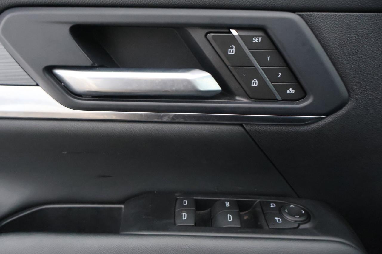 2025 GMC Terrain AWD Elevation | Heated Steering | Photo