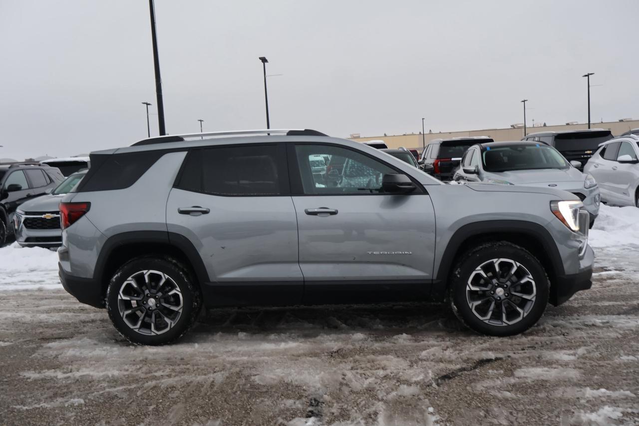 2025 GMC Terrain AWD Elevation | Nav System | Photo